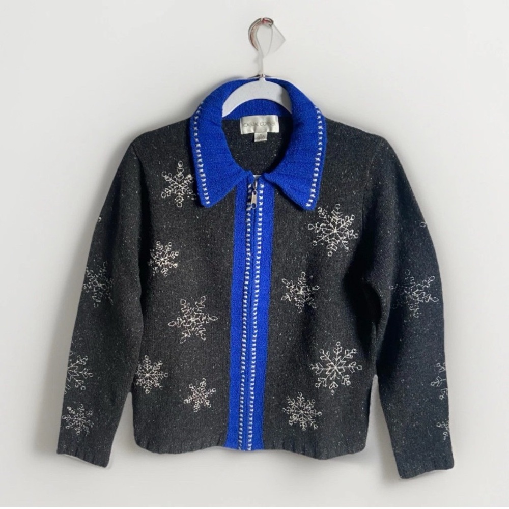 Casual Corner Lambswool Cardigan Sweater Women’s M Vintage Full Zip Snowflakes